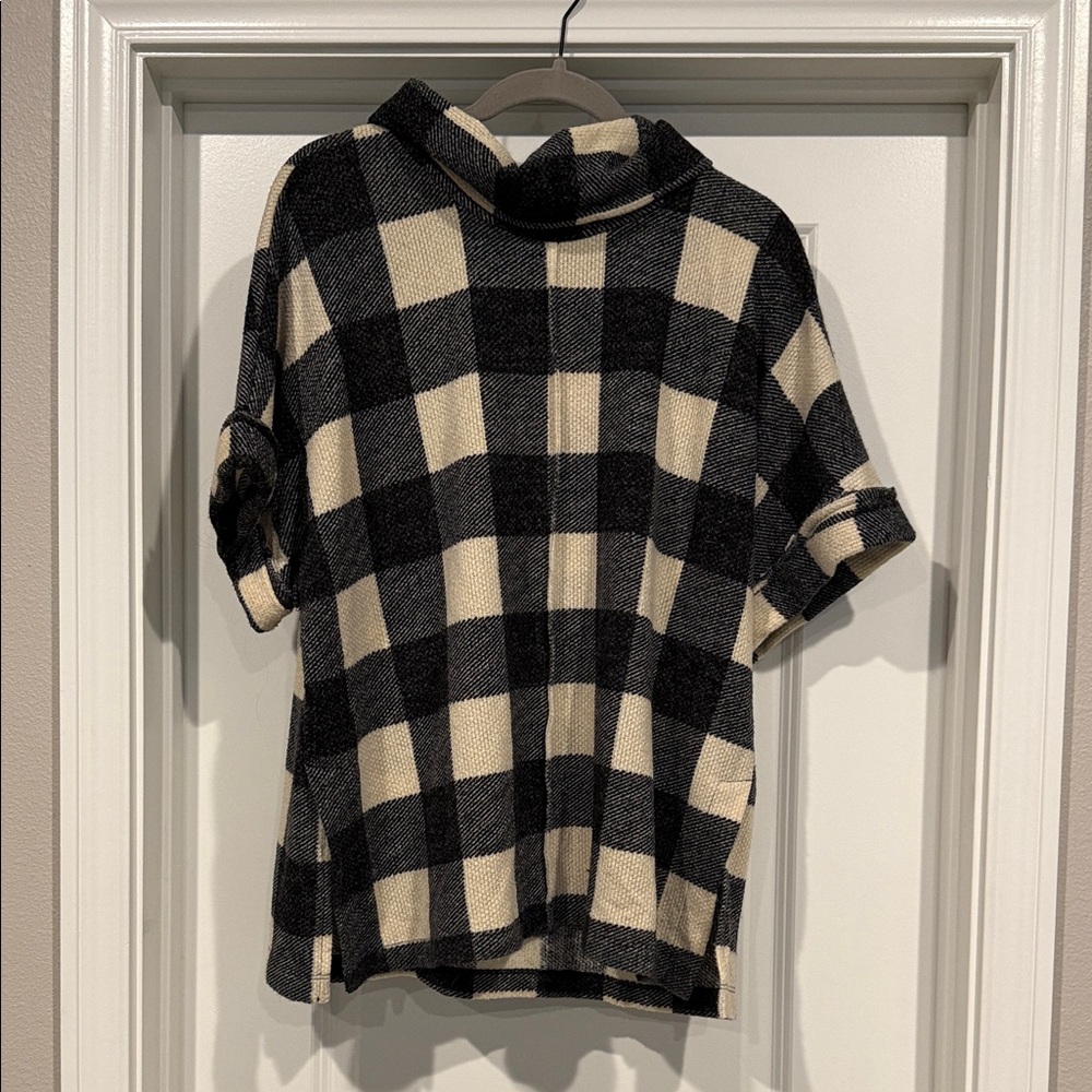Plaid Short-Sleeve Funnel Neck Blouse in Black and Cream